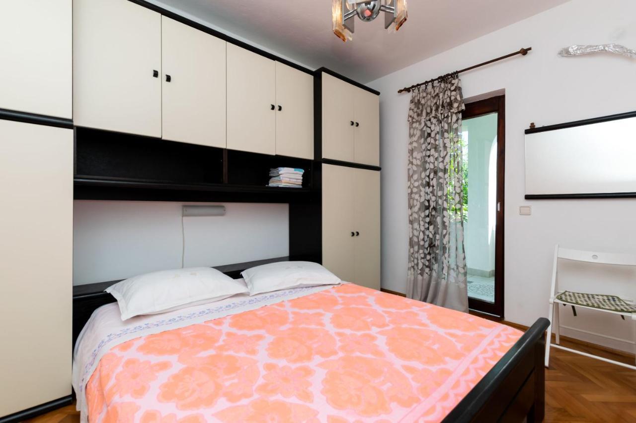 Apartments Anka Kampor エクステリア 写真