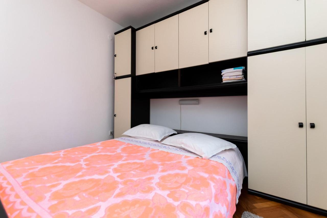 Apartments Anka Kampor エクステリア 写真