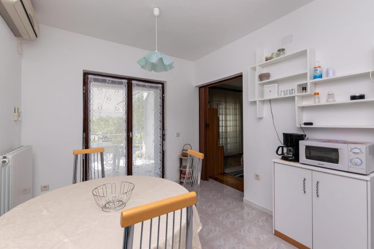 Apartments Anka Kampor エクステリア 写真