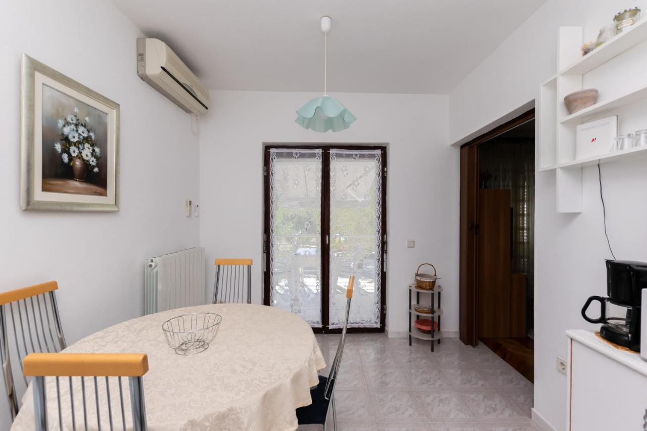 Apartments Anka Kampor エクステリア 写真